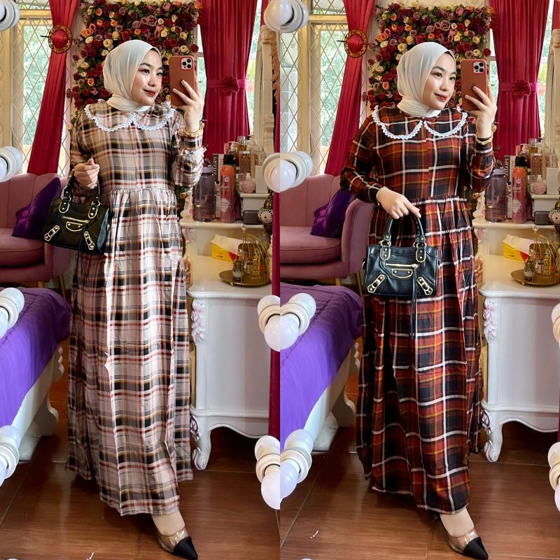 gamis Maxi kerah renda kotak