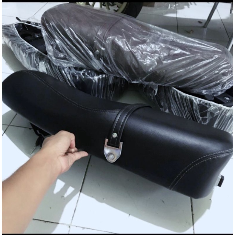 jok panjang Vespa new px import Taiwan Piaggio bawah plastik
