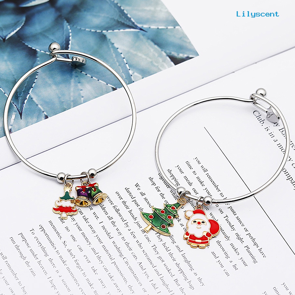 Perhiasan Gelang Liontin Pohon Natal Rusa Santa Claus Bahan Alloy Gaya Klasik Untuk Hadiah