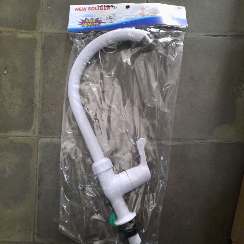 kran wastafel dapur cuci piring angsa meja pvc plastik putih soligen