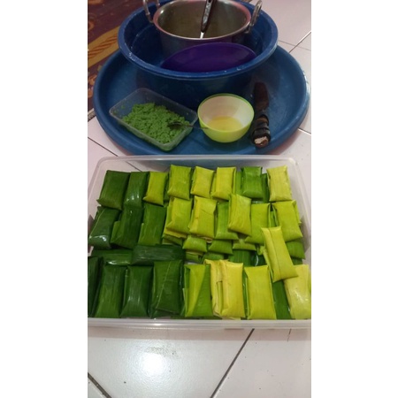 

Jual Kue Aceh/Timphan/Leupek/Rasa Kelapa/SrikayaHijau