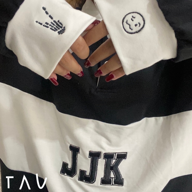 JJK SWEATSHIRT