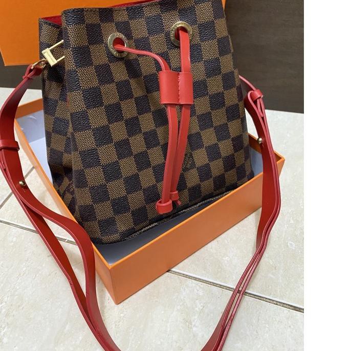 

Lagi MURAH!! LV SERUT NEO NOE TEBAL SUPER(21x12x21)FREE BOX+PAPERBAG .,.,.,..,