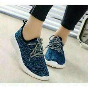 SEPATU WANITA / Sneaker / KETS / YEZZY / TUTIEN / BIRU