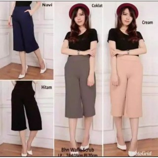 Celana Kulot pendek dewasa Wanita 3 4 7 8 motif Polos Celana Kulot pendek dewasa Wanita 3 4 7 8 motif Polos