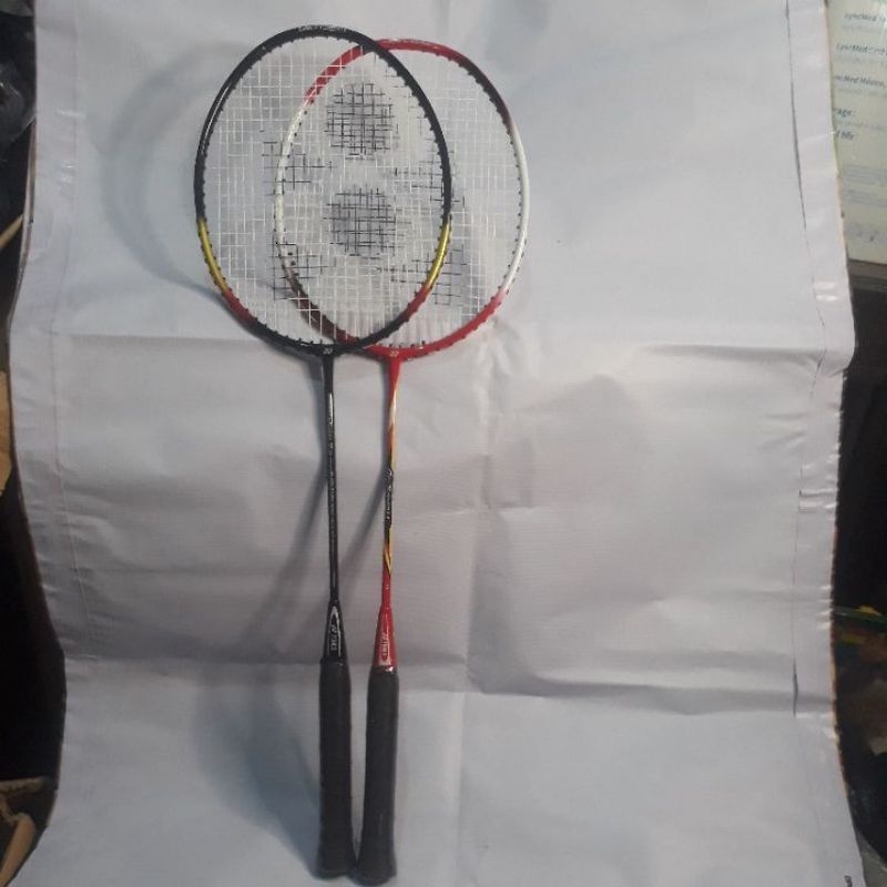 

raket badminton carbonex