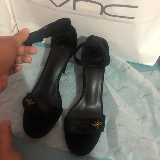 Sandal wanita VNC Original beli salah ukuran