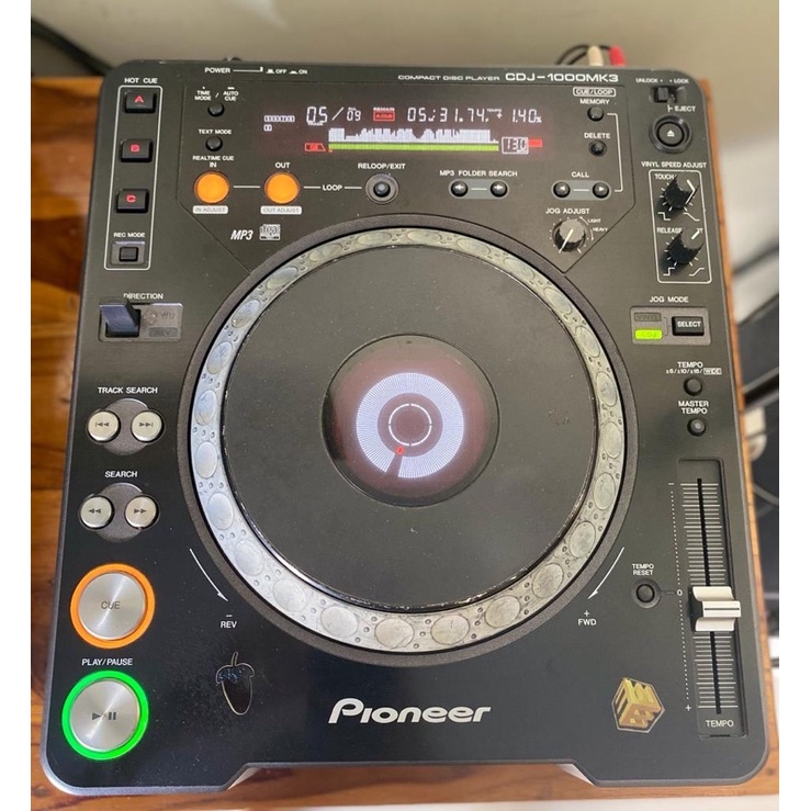 PIONEER Compact Disc Player CDJ-1000MK3 / Alat DJ