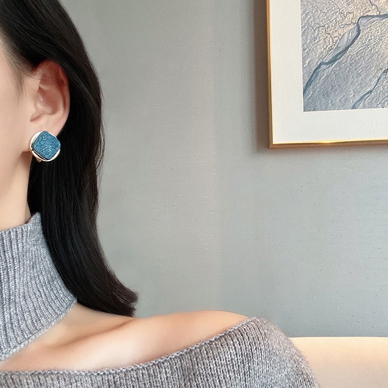 Anting Stud 925 silver needle Bentuk Kubus Kecil Warna Biru Gaya Klasik