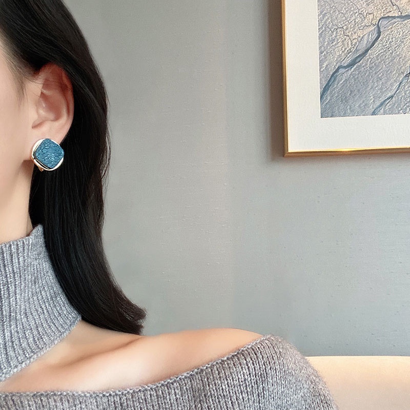 Anting Stud 925 Silver Needle Bentuk Kubus Kecil Warna Biru Gaya Klasik