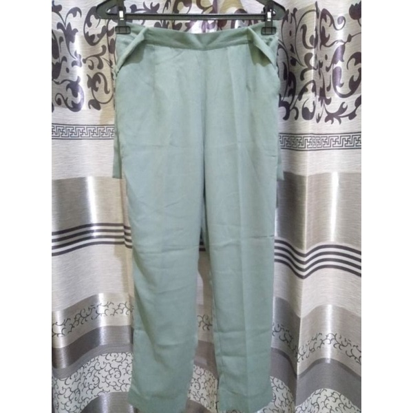 Celana Panjang GAUDI