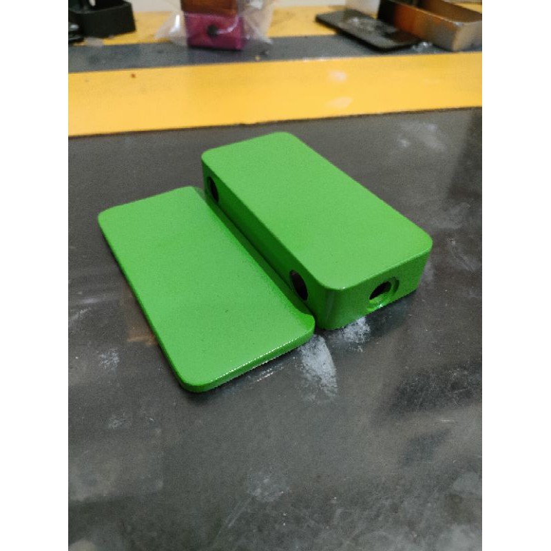 Box CNC Powdercoat Model V3 green not hammond 1590G