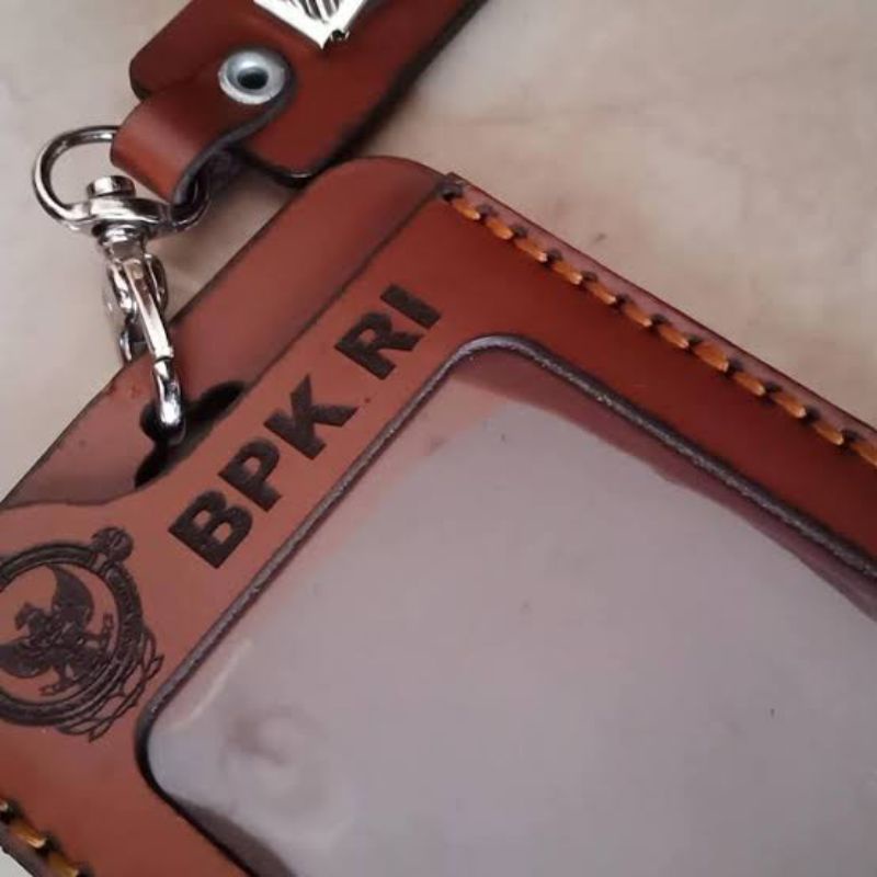 

lanyard kulit id card holder name tag kulit asli BPK RI