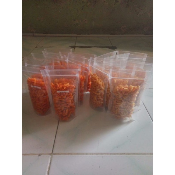

makanan ringan makaroni