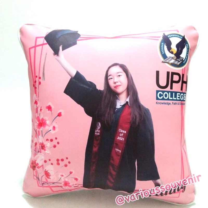 Bantal Foto Custom Waterproof Bolak Balik Hadiah Wisuda Kado Ultah Pernikahan Wedding Anniversary