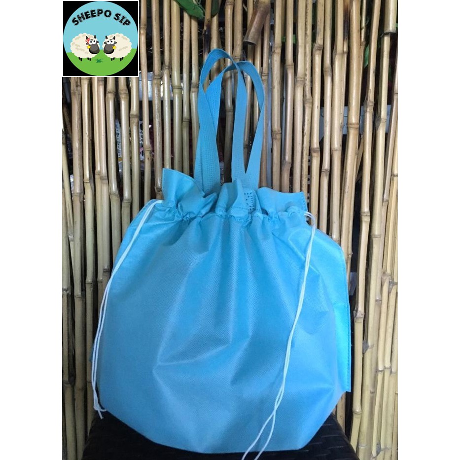

GOODIE BAG TAS SPUNBOND SERUT POLOS - TAS NASI KOTAK 20X20 - TAS HAJATAN SERUT - TAS BERKAT SERUT