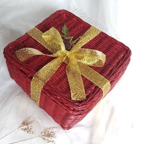 Box Rotan | Hampers Natal | Hampers Imlek