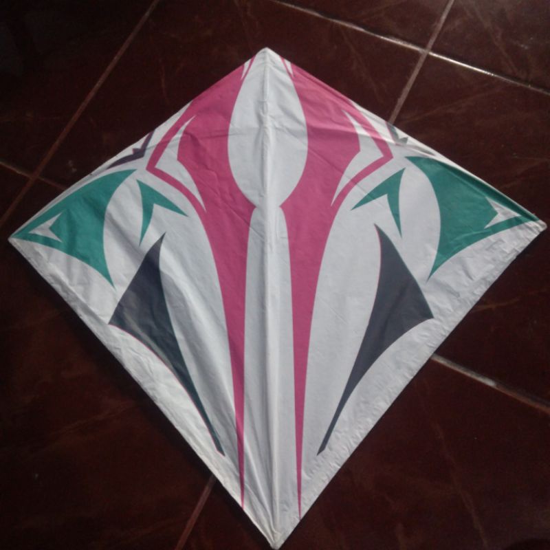 Layang - Layang Kertas