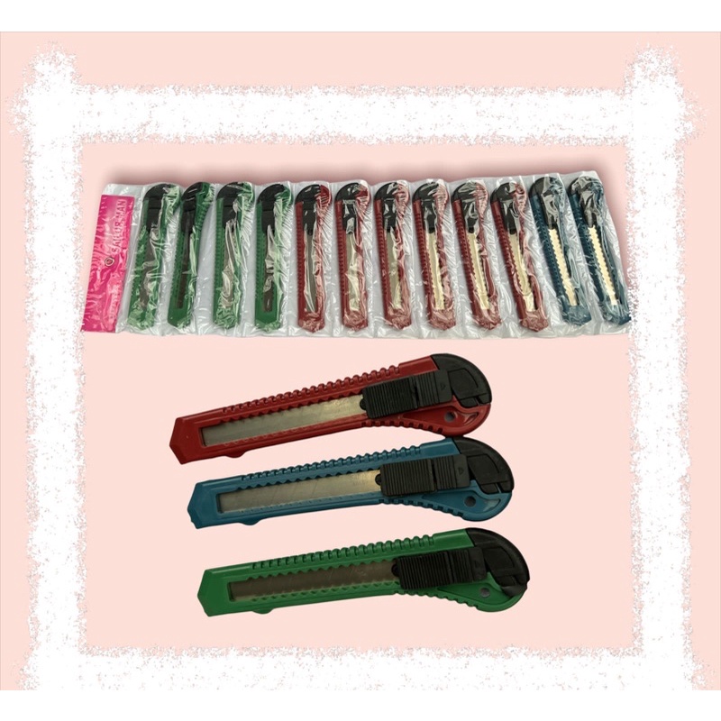 

Cutter Besar / Pisau / Alat Untuk Memotong / 1 LUSIN