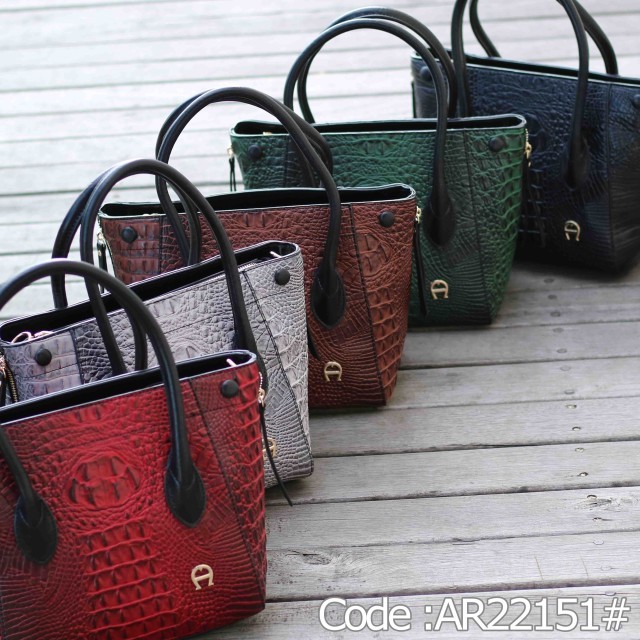 AIGNER Vintage Croco  AR- 2215