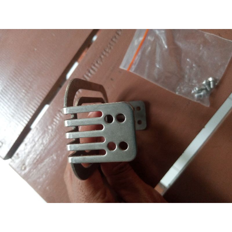cover lampu vahid MT25 baru