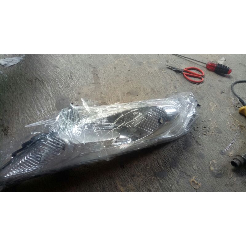 headlamp sein nissan juke