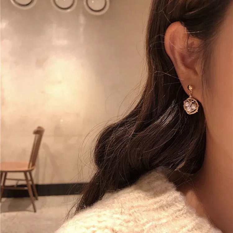 Korea Dongdaemun Desain anting-anting kepribadian Sarang Burung mutiara anting-anting semua yang ses