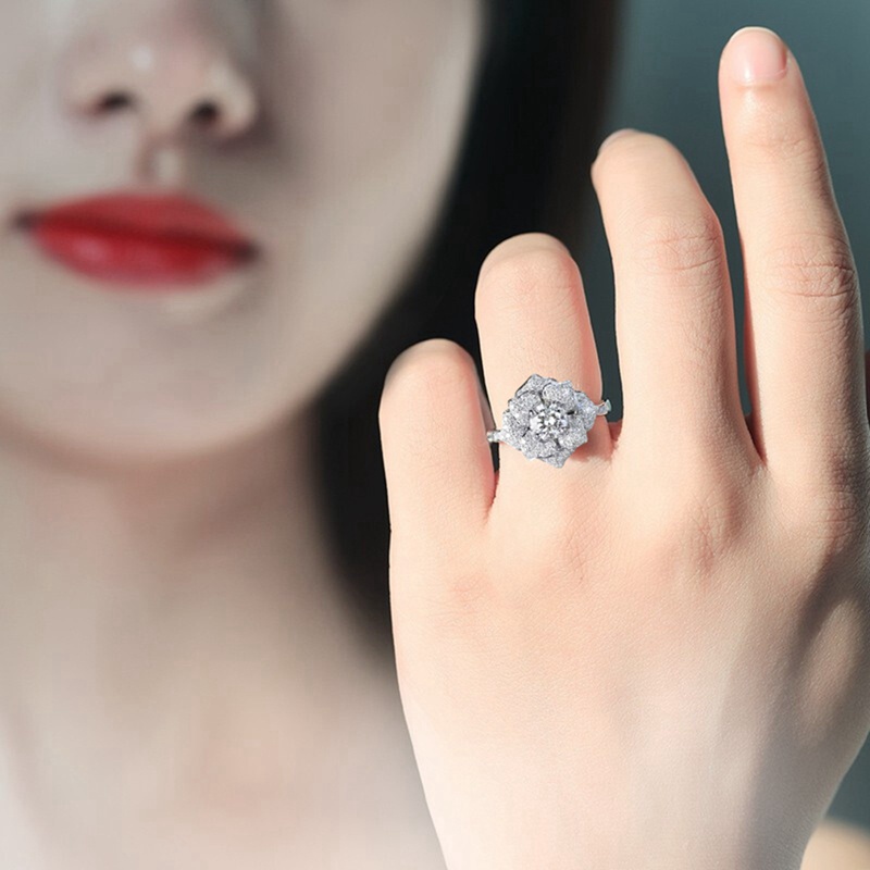 Fancyqube Cincin Bentuk Bunga Warna Silver Untuk Wanita