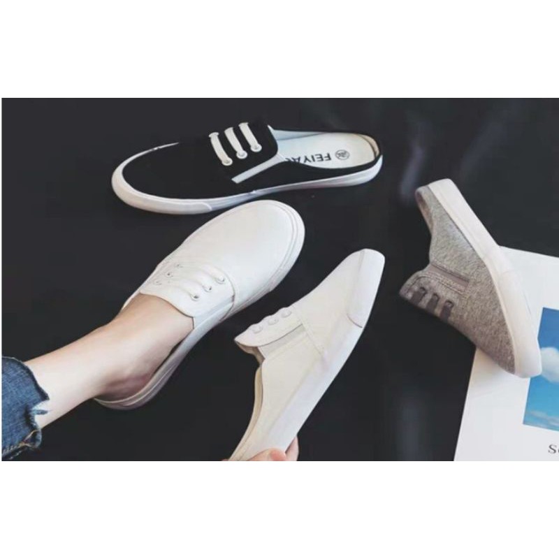 Sepatu Slop Kanvas Unisex