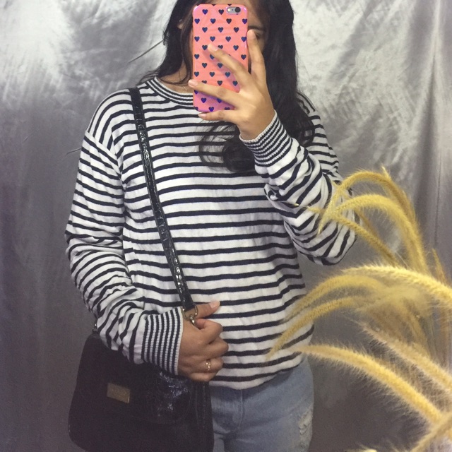 THRIFT / PRELOVED SWEATER CREWCEK