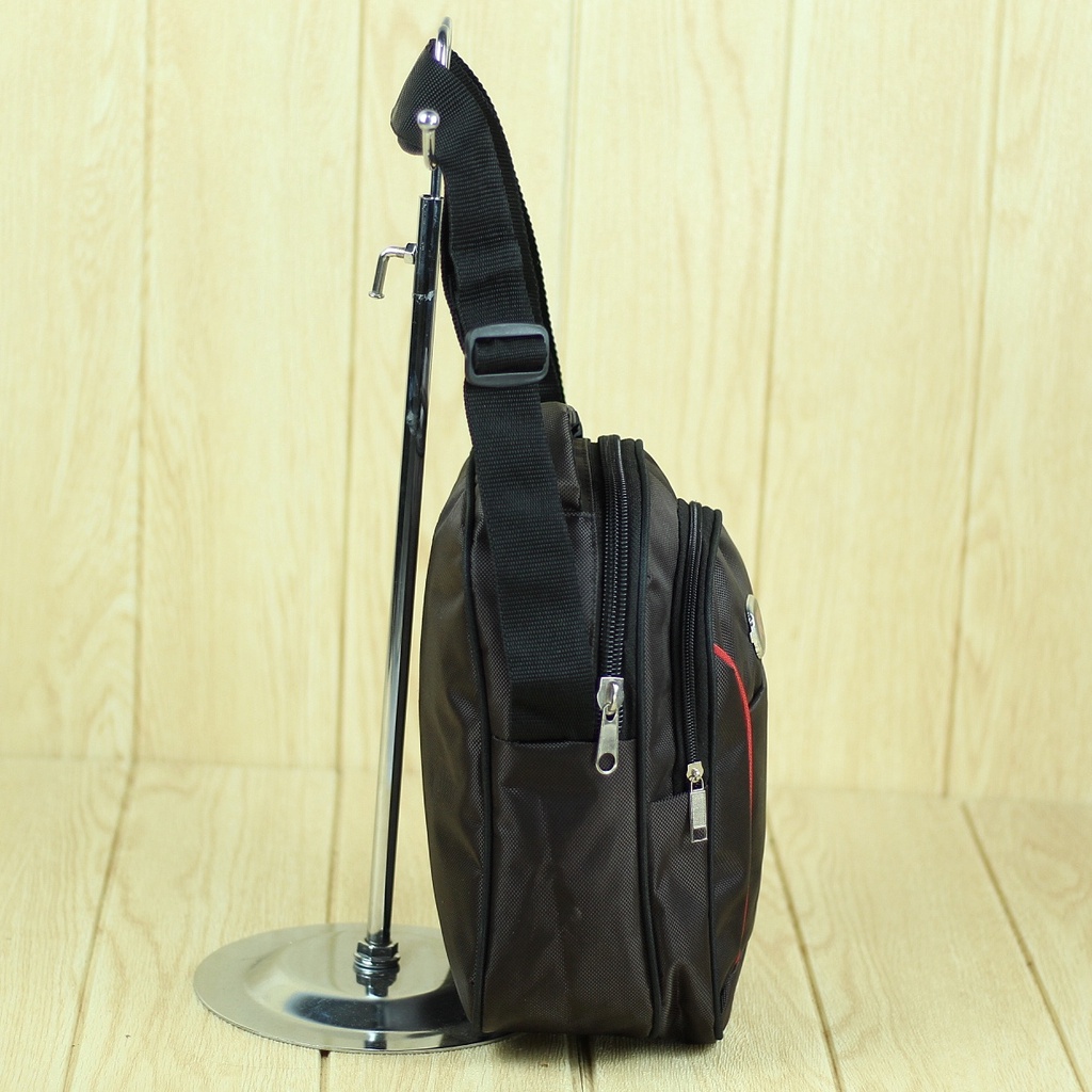 Tas Selempang Laki-Laki Slempang Keren Simple Cowok Kekinian Trendy Slingbag Hangout Travelling