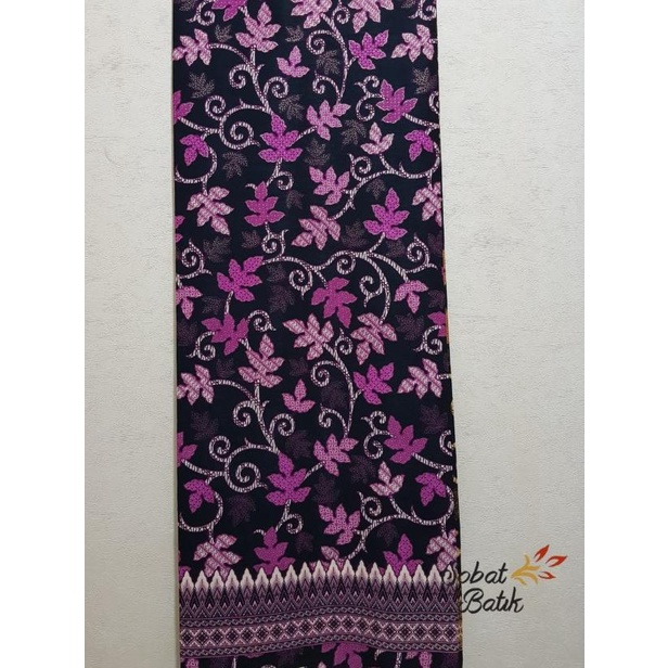 ◘ Kain Batik Semi Sutra Motif 91132 Hitam Ungu ✦
