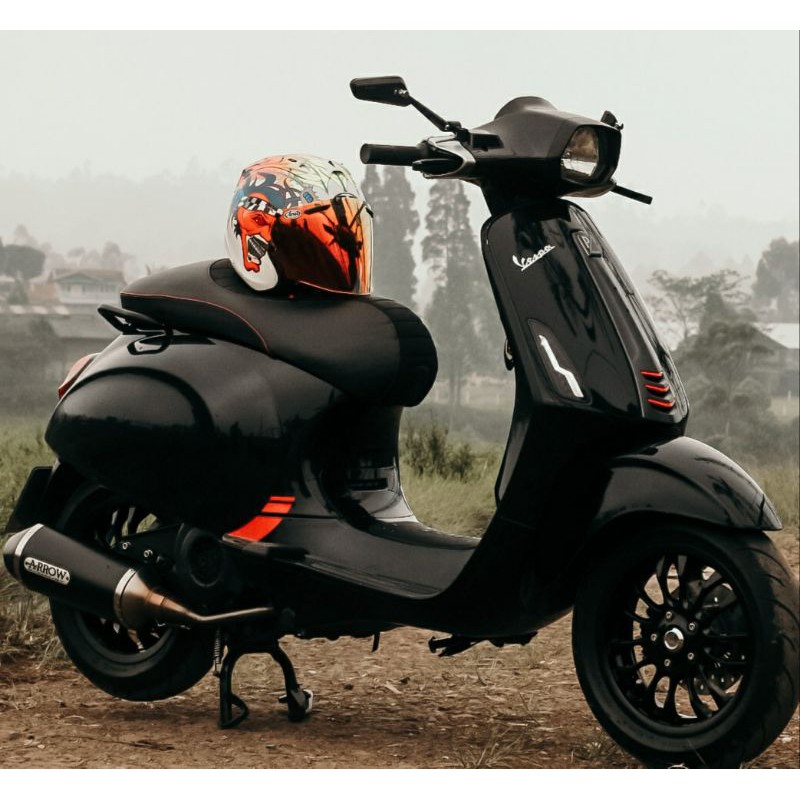 LAMPU SEIN RUNNING LEVEL 10 ORIGINAL SMOKE SERIES VESPA MATIC PIAGGIO SPRINT 150 ABS DAN PRIMAVERA