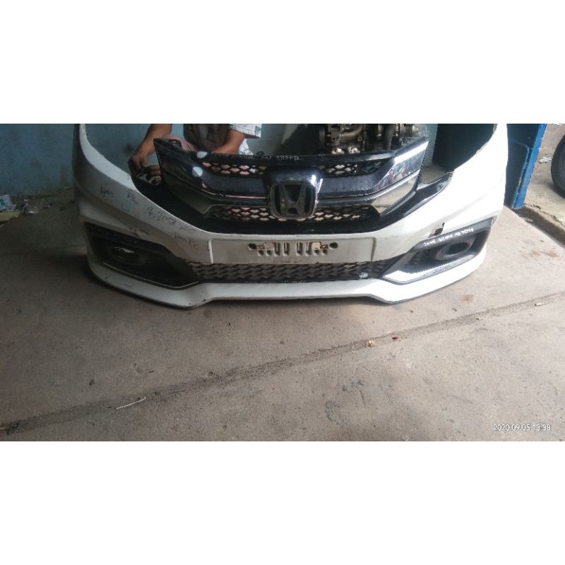 bumper depan honda mobilio RS 2014