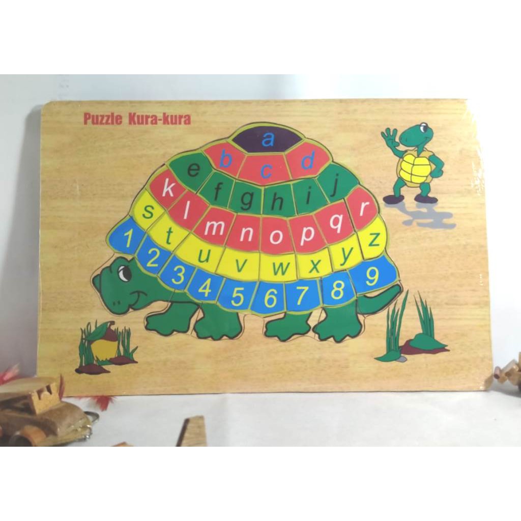 PUZZLE KAYU / MAINAN EDUKASI / PUZZLEGAMBAR KURA HURUF ABJAD / ALFABET DAN ANGKA. RIENS COLLECTIONS