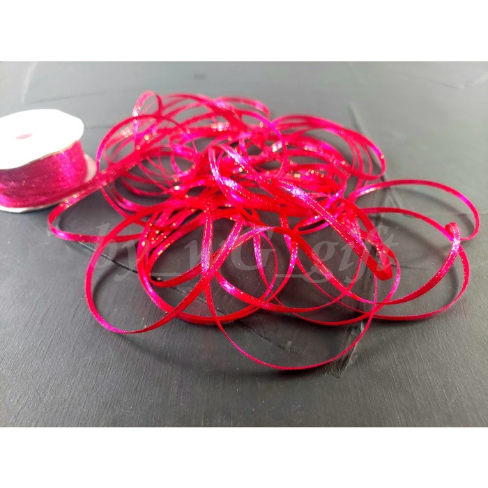 

Pita Satin List Emas; Lebar 1/8 Inch ( 3 mm); Panjang 80 yard - HL 27