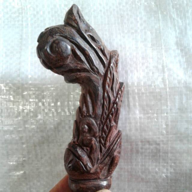 GAGANG DEDER KERIS  UKIR ULIR  DAUN  KAYU GALIH ASEM