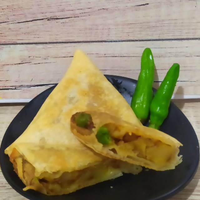 

Samosa + sambal chutney