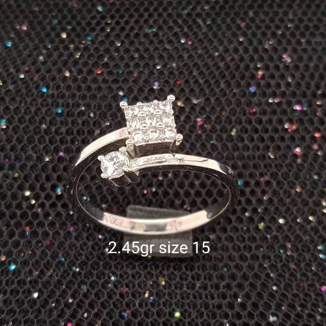 Cincin Emas 17 K - Putih 2.45gr Kadar 750 - 2904