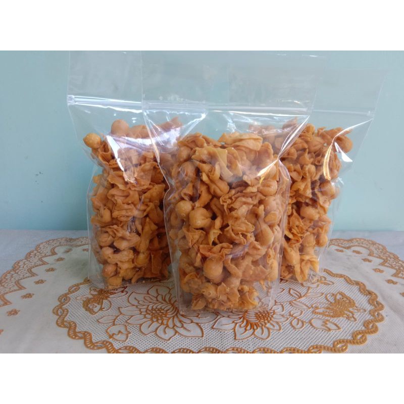 

ANEKA CAMILAN SERBA 10 RIBU/CUMI ABON 250gr