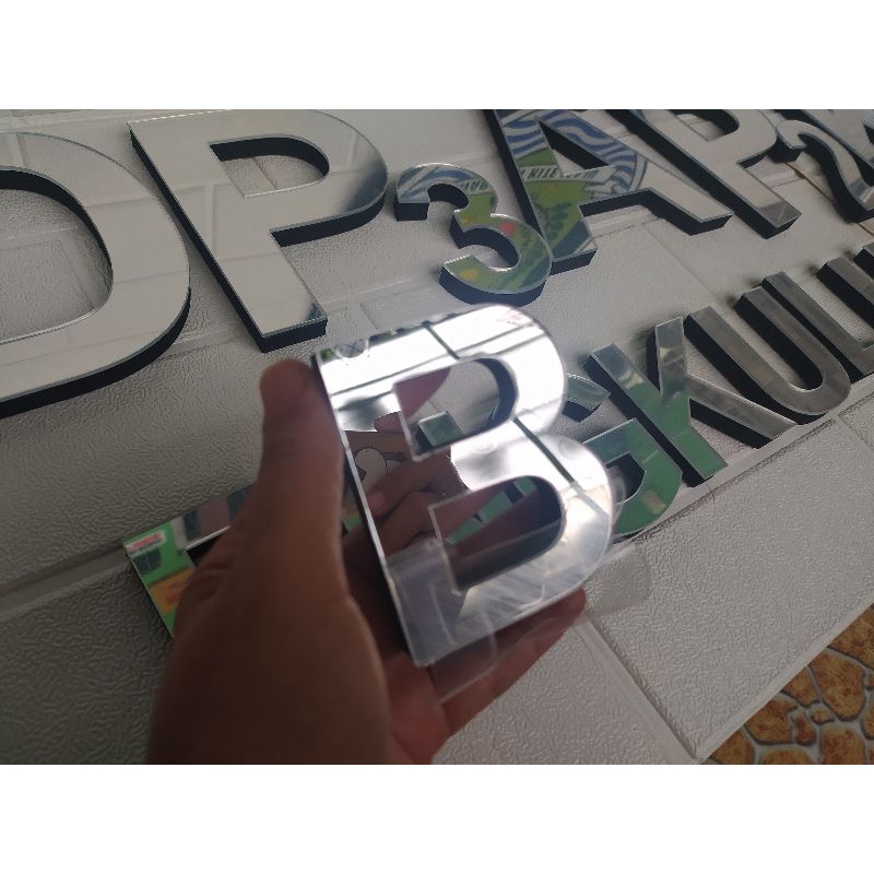 Huruf timbul acrylic Silver /AKRILIK SILVER MIRROR/HURUF AKRILIK KACA /MIRROR CUSTOM