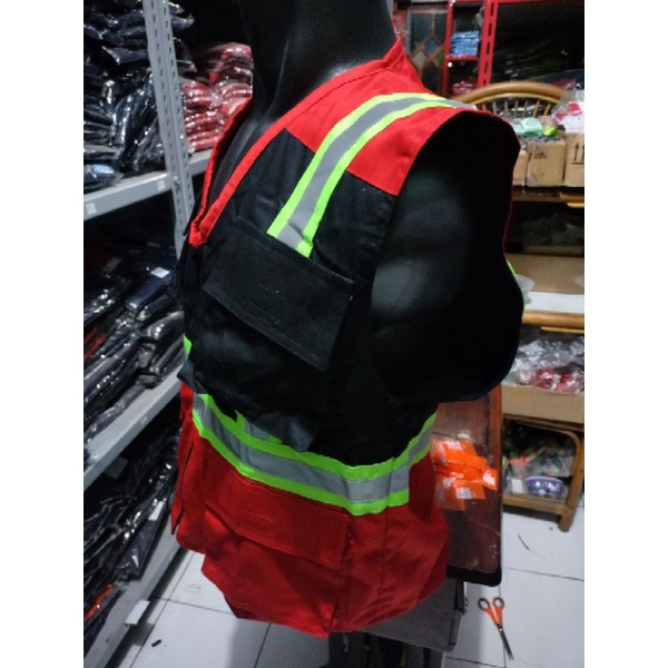 ROMPI SAFETY PREMIUM BAHAN KAIN DRILL MERAH HITAM BERLOGO