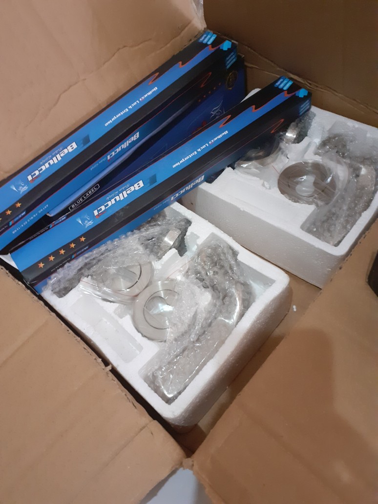 1 Set Kunci Pintu Bellucci / Lever Set Bellucci L66 / Handle Pisah Bellucci Stainless / Kunci Pisah