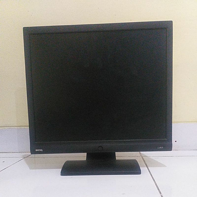 Monitor LG BenQ HP Lenovo dll 17 inch Square KOTAK