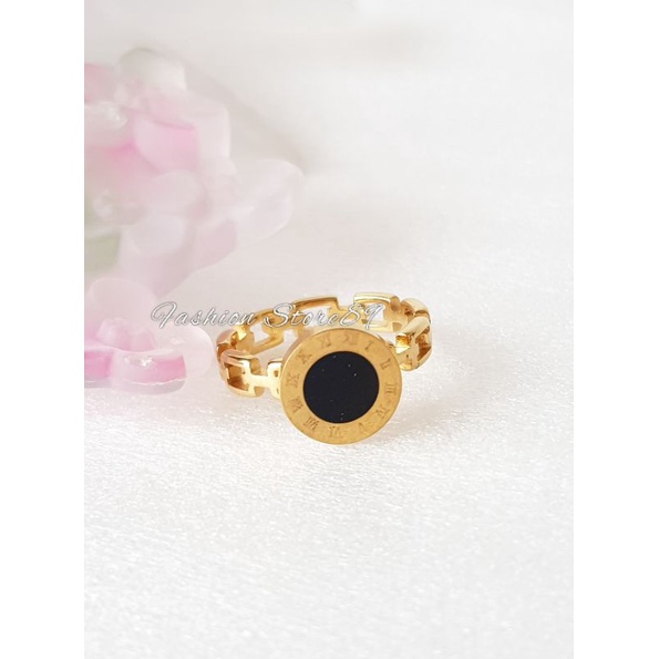 Cincin Titanium Premium Ring Romawi Impor fashion titanium Gold kombinasi Hitam