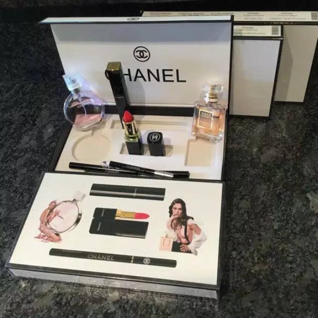 CHN90000 CHANEL SET 5IN1 / 5 IN 1 / CHANEL MAKEUP SET