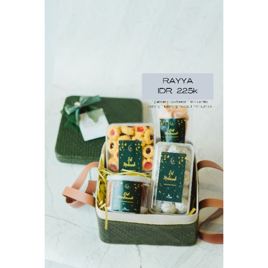 

RAYYA HAMPERS LEBARAN by ivycakes