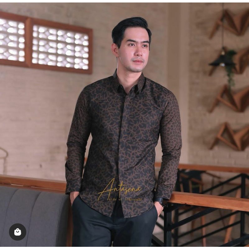 OYOT COKLAT KEMEJA BATIK MODERN SLIMFIT BAHAN KATUN HALUS FULL FURING