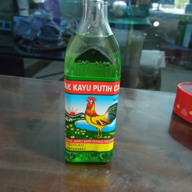 minyak kayu kayu putih cap ayam 150ml