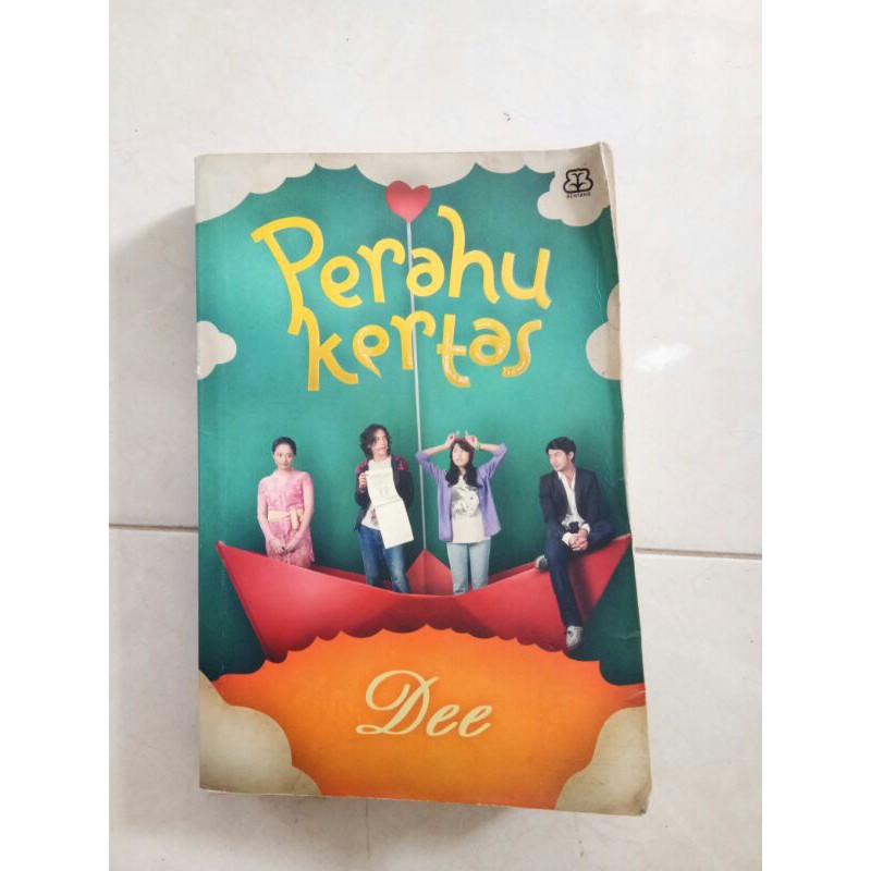 novel preloved perahu kertas